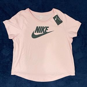 Nike Women’s T-shirt